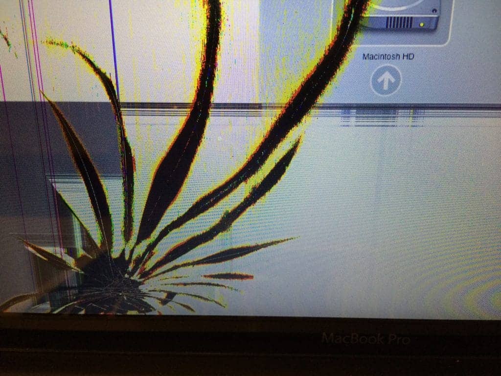 A1286 15 inch MacBook Pro LCD Cracked