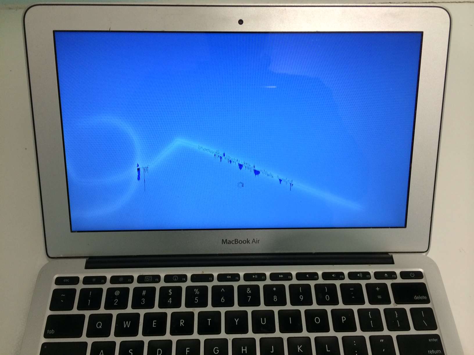 Mac screen cracked warranty