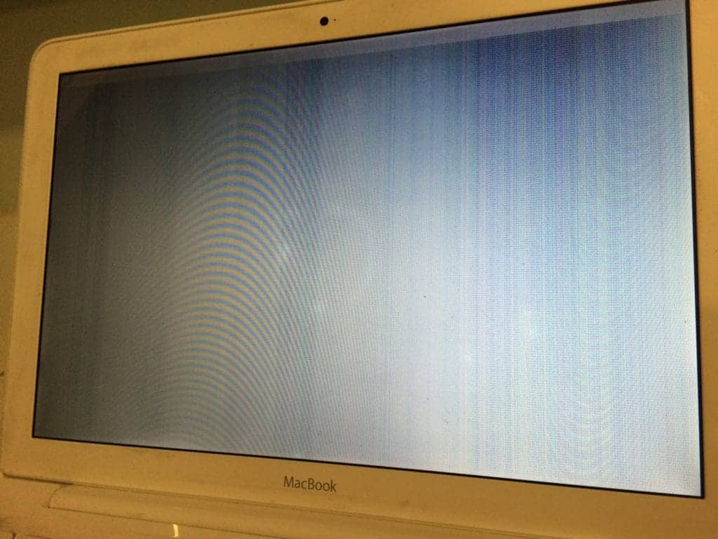 White MacBook with Defective LCD