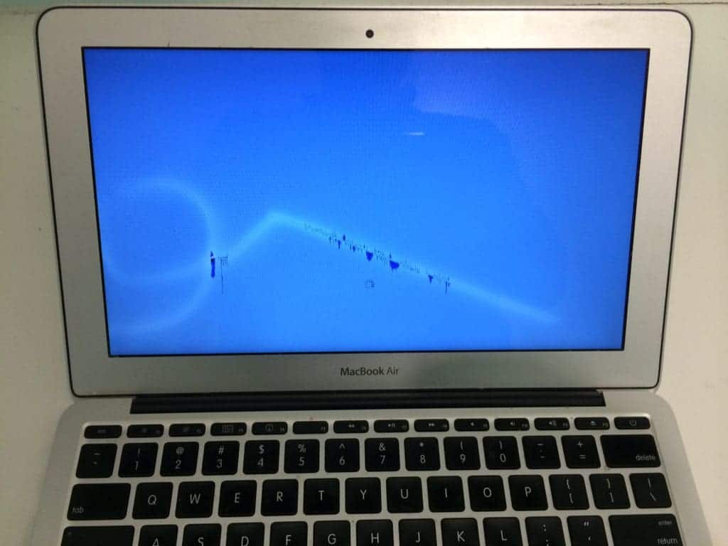 MacBook Air cracked screen