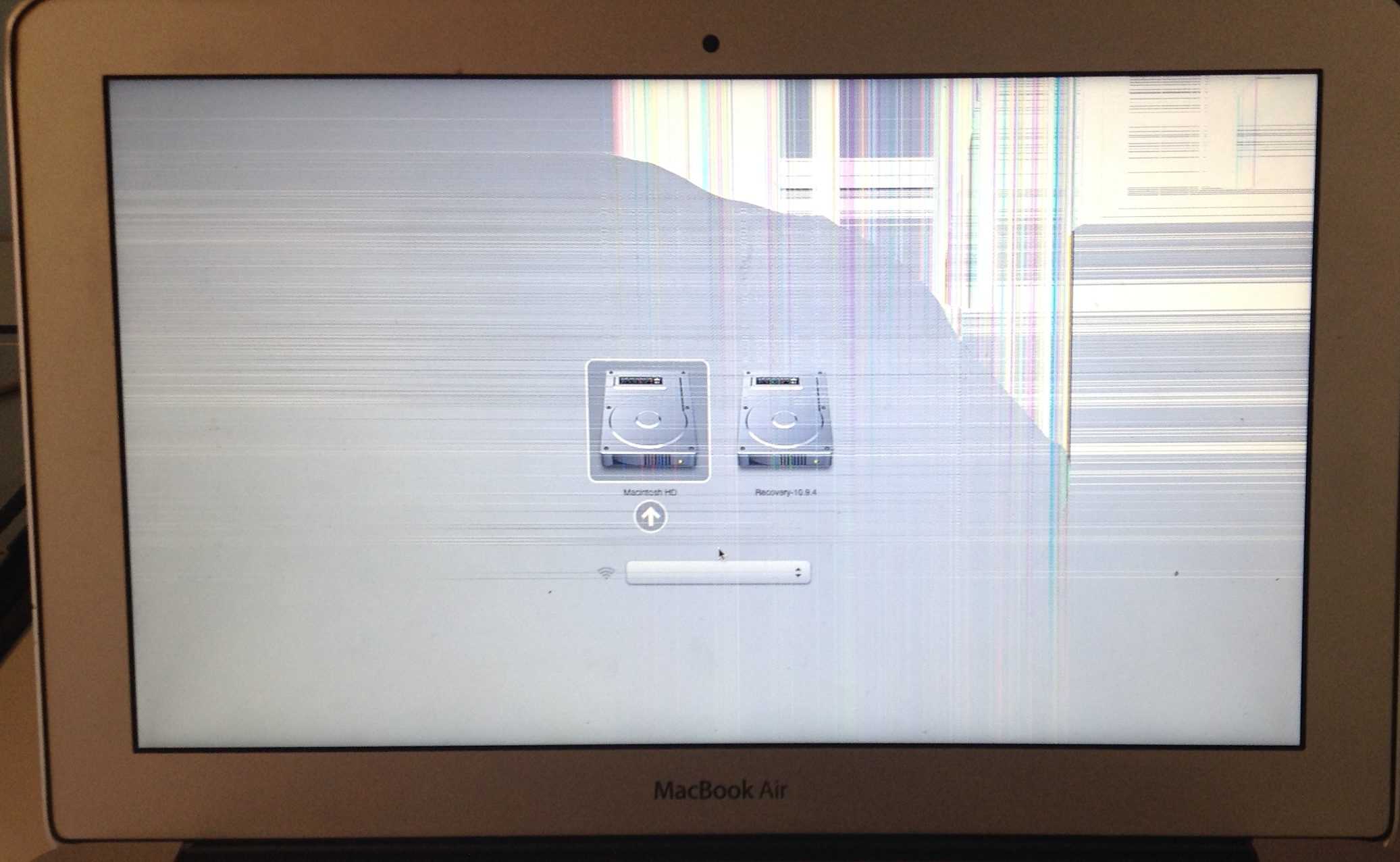 MacBook Air 11inch Broken Screen