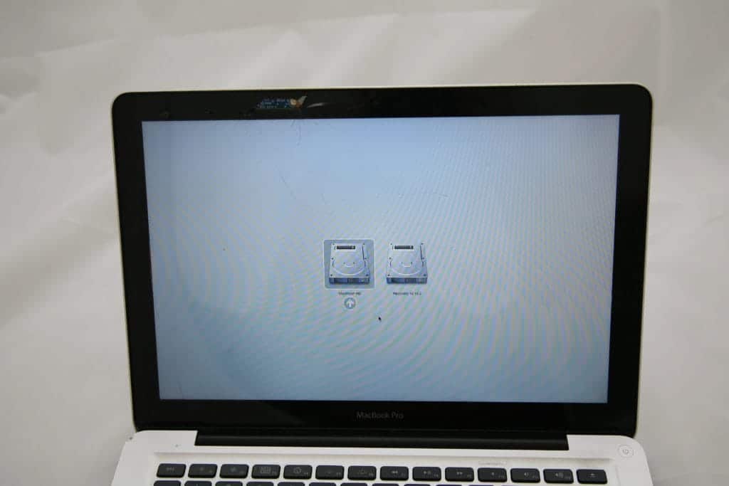 MacBook Pro Cracked Glass