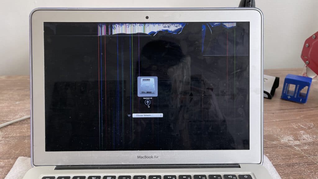 13 inch MacBook Air With Cracked LCD Panel 2 MacBook Air with Damaged LCD panel