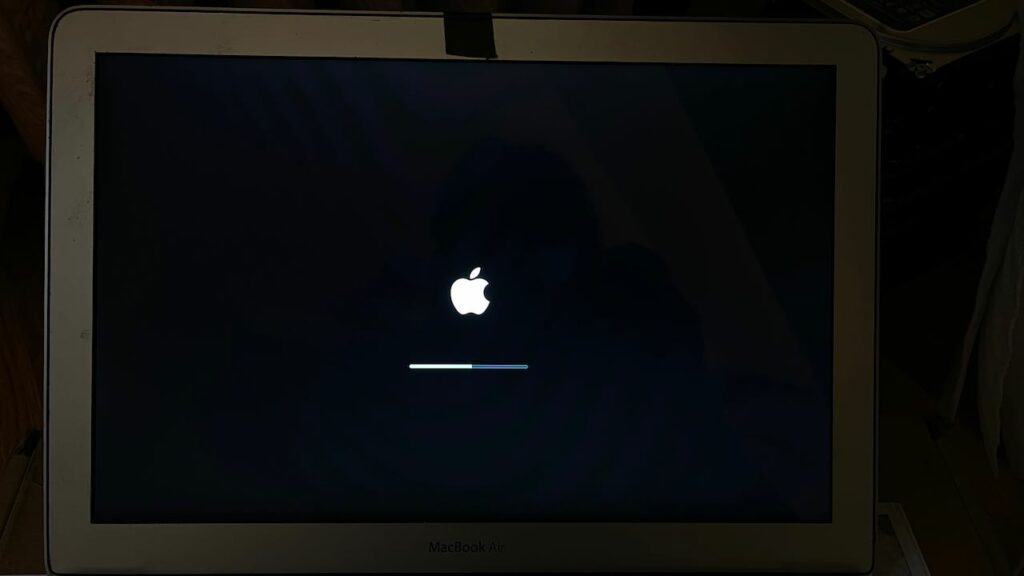 2017 MacBook Air With Distortion on Display 4 MacBook Air Distortion Repaired