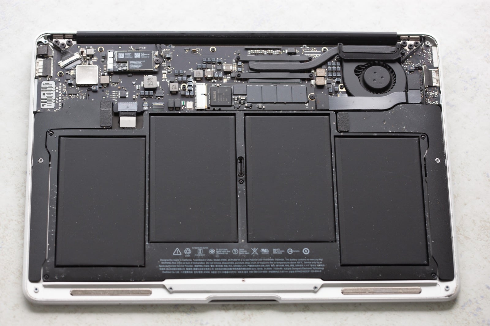 13" MacBook Air with Bottom plate removed