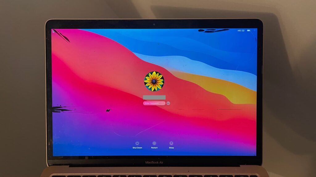M1 Air With Small Cracks In LCD Repaired 2 A2337 Small cracks on screen