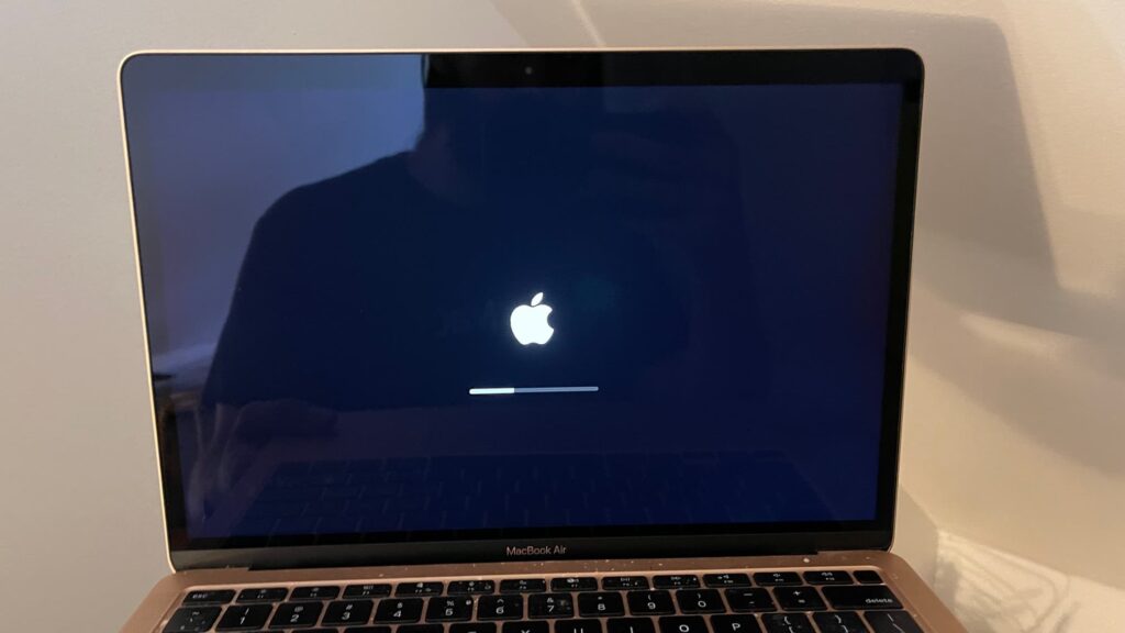 MacBook Air A2337 Repair9